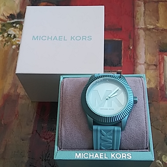 Michael kors women's turquoise silicone watch - Picture 2 of 7